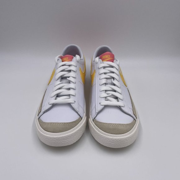 Nike Blazer Low ' 77 White Womens Shoes - Picture 3 of 8